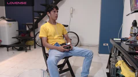 Andres Dean online show from February 20, 3:12 am