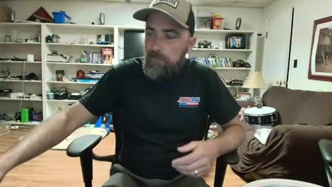 hardworkertn online show from March 3, 1:42 am