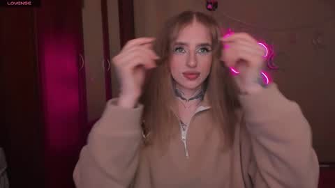 Julia online show from February 24, 5:22 am