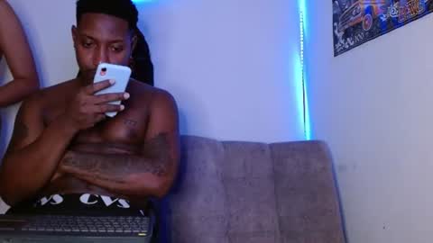 harley_quinnn111 online show from August 8, 4:22 am