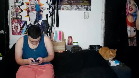    online show from December 1, 10:12 pm