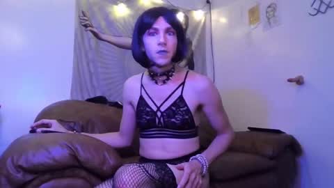 harlynn_ell online show from November 13, 11:40 pm