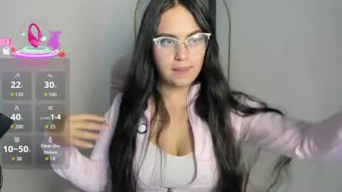 vanessa online show from July 29, 1:00 pm