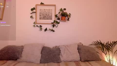 Harmony    Please help me to reach 100 thumbs up online show from February 11, 3:08 am