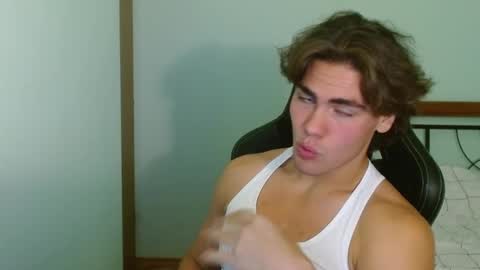 harryking1 online show from September 29, 8:08 pm