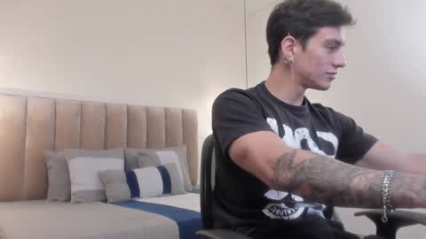 Harry Jones online show from January 30, 6:00 pm