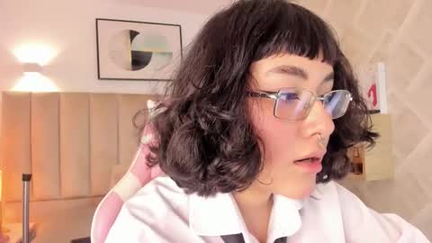 Haru Bonny online show from March 20, 9:31 pm