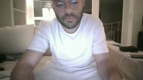 Snapshot of hash420 chatting on February 19, 12:03 am hash420 online show from February 19, 12:03 am
