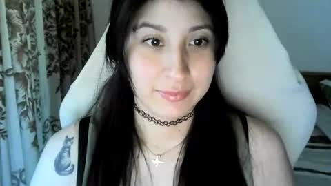 lady online show from March 1, 9:15 pm