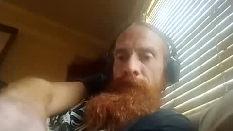 Snapshot of hatefullgod chatting on October 12, 9:05 pm hatefullgod online show from October 12, 9:05 pm