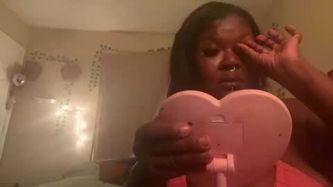 hawtchoc37 online show from October 2, 10:36 am