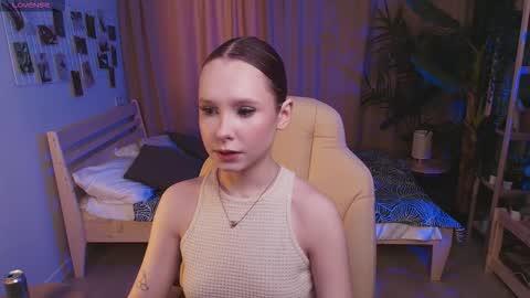 Mia online show from March 30, 7:52 am