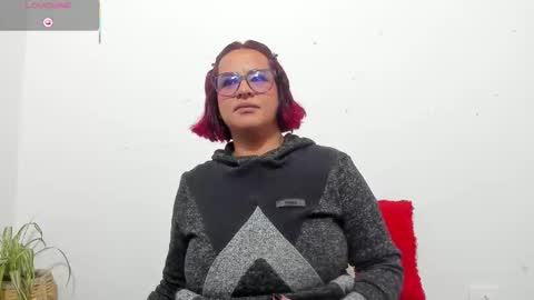 hazel online show from March 21, 8:30 am