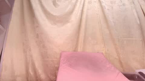 Snapshot of hazel_kataleya chatting on February 17, 7:12 pm kataleya online show from February 17, 7:12 pm