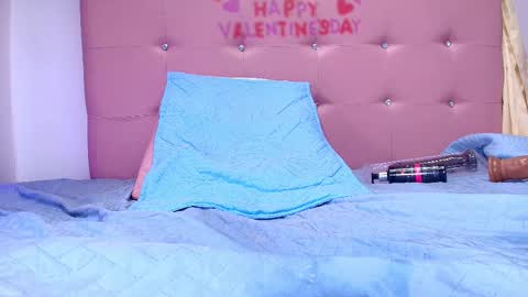 Snapshot of hazel_kataleya chatting on February 24, 10:36 pm kataleya online show from February 24, 10:36 pm
