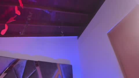 Im Hazel online show from February 19, 1:29 am