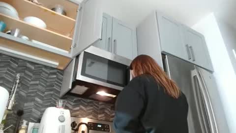 Snapshot of hazel_skye chatting on January 27, 7:03 pm Hazel online show from January 27, 7:03 pm