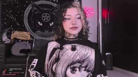 Snapshot of hazellwitch chatting on October 3, 5:10 pm Hazell Witch online show from October 3, 5:10 pm