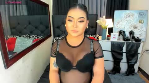 Snapshot of hazelmadonna chatting on September 17, 11:46 am HAZEL MADONNA online show from September 17, 11:46 am