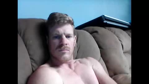 Snapshot of heags83 chatting on October 20, 10:42 am heags83 online show from October 20, 10:42 am
