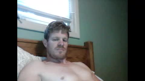 Snapshot of heags83 chatting on September 28, 9:57 pm heags83 online show from September 28, 9:57 pm