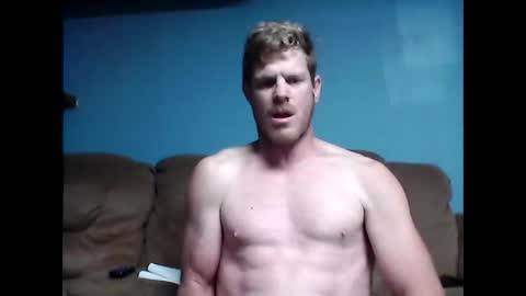 Snapshot of heags83 chatting on September 30, 10:48 am heags83 online show from September 30, 10:48 am