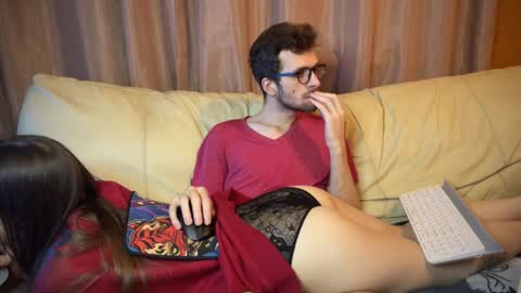 EvaBenMeller online show from December 6, 7:17 pm