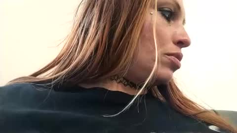 Snapshot of heathermitchell999 chatting on September 16, 4:10 pm heathermitchell999 online show from September 16, 4:10 pm