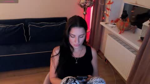 Heaven girl online show from October 29, 7:14 pm