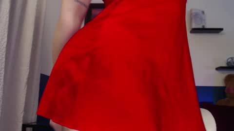 Snapshot of hebelongs2her chatting on September 26, 6:16 pm hebelongs2her online show from September 26, 6:16 pm