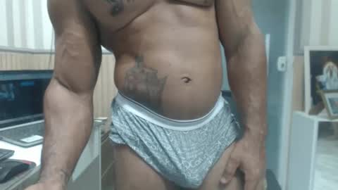 hebertgomes online show from October 28, 10:22 pm