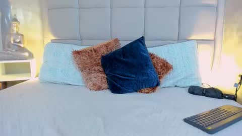 Keira Hecate online show from December 20, 7:32 pm