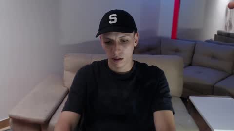 hefesto_69 online show from March 7, 8:44 pm