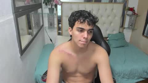 heiker_ online show from September 27, 2:53 am