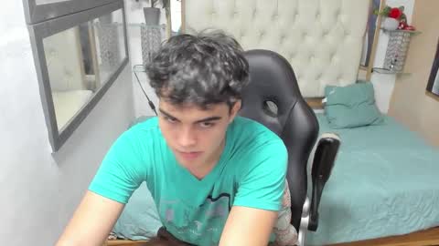 heiker_ online show from September 24, 2:40 am