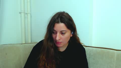 helen_adams_ online show from December 16, 11:22 am