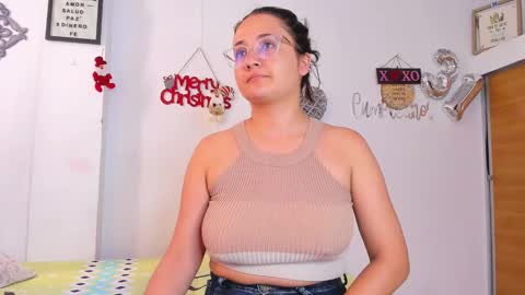 helen online show from December 30, 7:32 pm