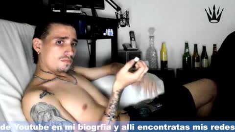 Snapshot of hell_boy66 chatting on October 1, 12:32 am Eros online show from October 1, 12:32 am