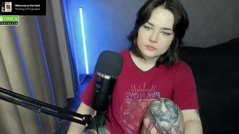 Red online show from December 17, 7:20 pm