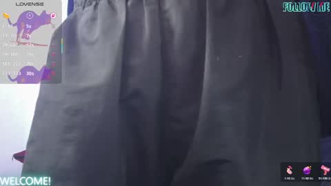 Snapshot of hellcat_xx chatting on September 17, 10:13 pm CROW online show from September 17, 10:13 pm