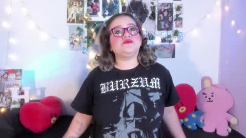 hellen online show from November 28, 5:15 am