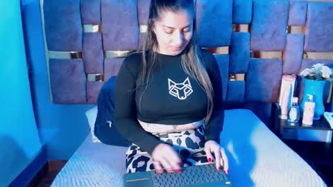 Hellen.  online show from March 27, 11:22 am