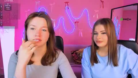 Helli online show from March 11, 9:07 pm