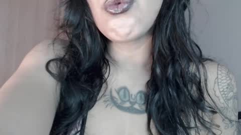 Snapshot of hello_demonkitty chatting on October 24, 6:08 pm SIMONA  online show from October 24, 6:08 pm