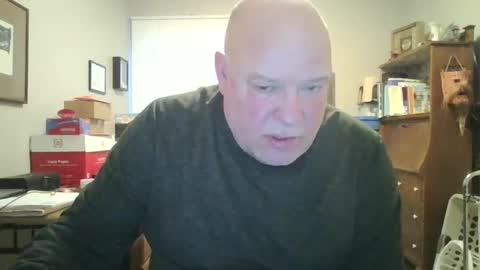 helloforfun111 online show from April 21, 11:06 am