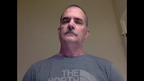 Snapshot of helloitsme969 chatting on September 27, 4:27 pm helloitsme969 online show from September 27, 4:27 pm