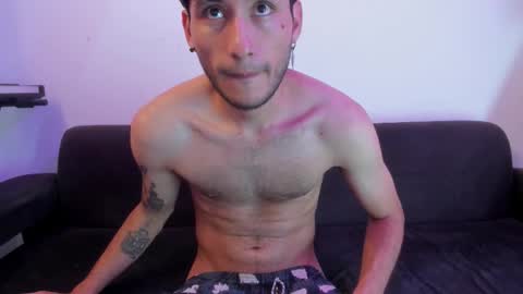 henrik_senn online show from March 19, 10:32 am