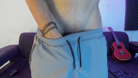 Snapshot of henrik_senn chatting on December 3, 12:55 pm henrik_senn online show from December 3, 12:55 pm