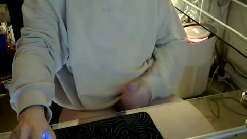 heretopleaseyou446029 online show from May 17, 4:22 am