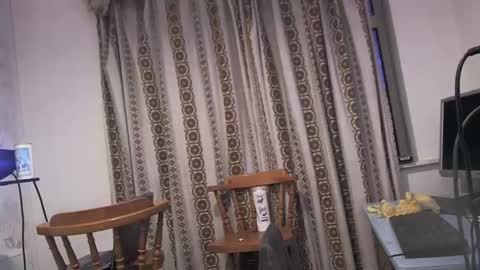 Snapshot of hermeneutika chatting on October 18, 6:17 am mature online show from October 18, 6:17 am